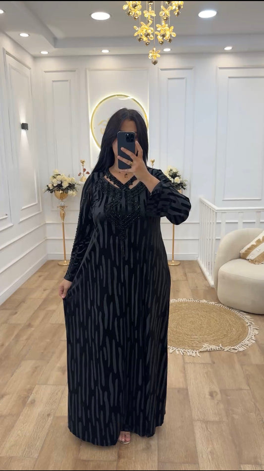 Robe Maya